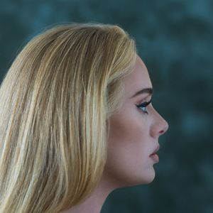 Albumhoes van Easy On Me — Adele